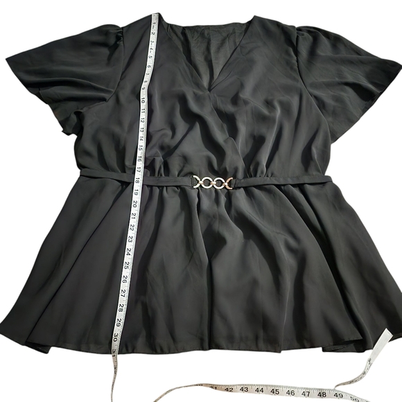 BloomChic NWT sz 22-24 3X black chiffon blouse with gold buckle - Picture 8 of 8